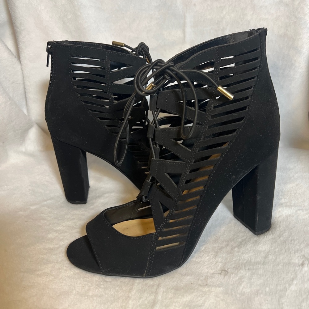 Heart in D Black Lace Up Heels